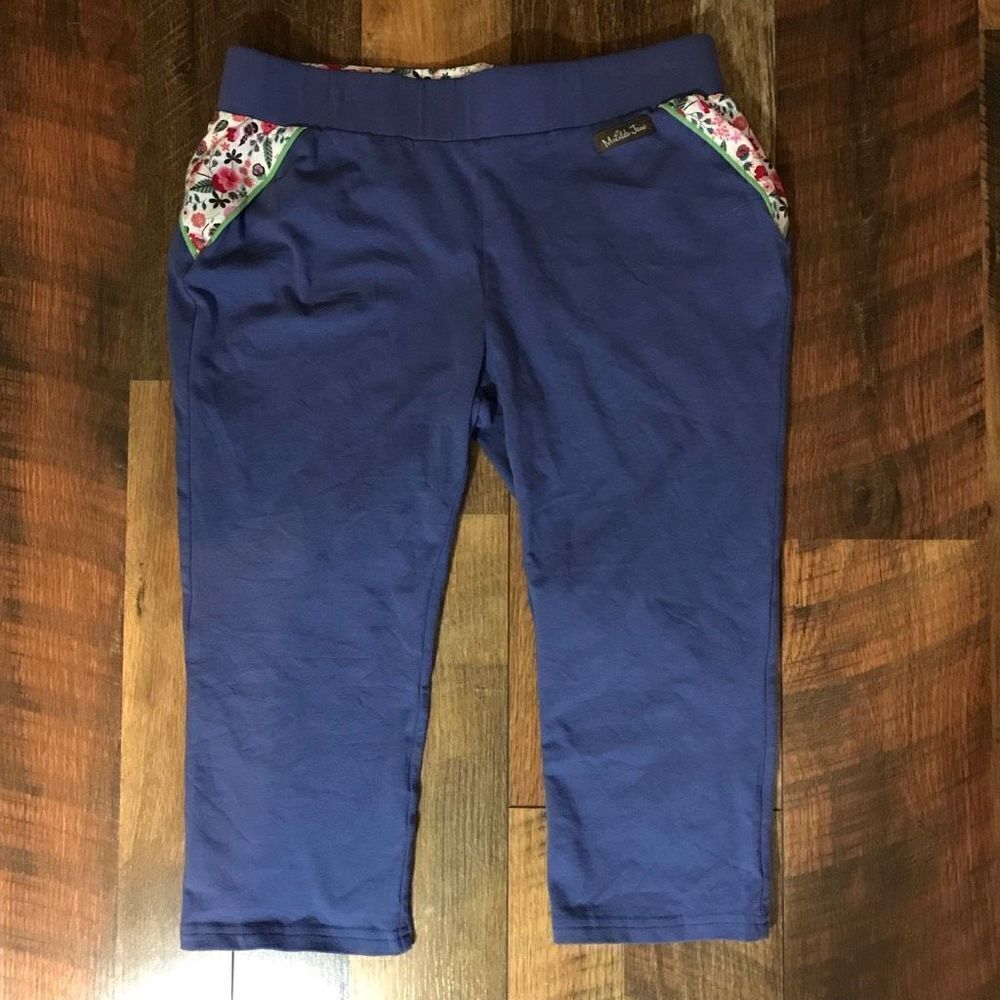 Matilda Jane blue floral Capri crop pants size Medium New with tags cotton